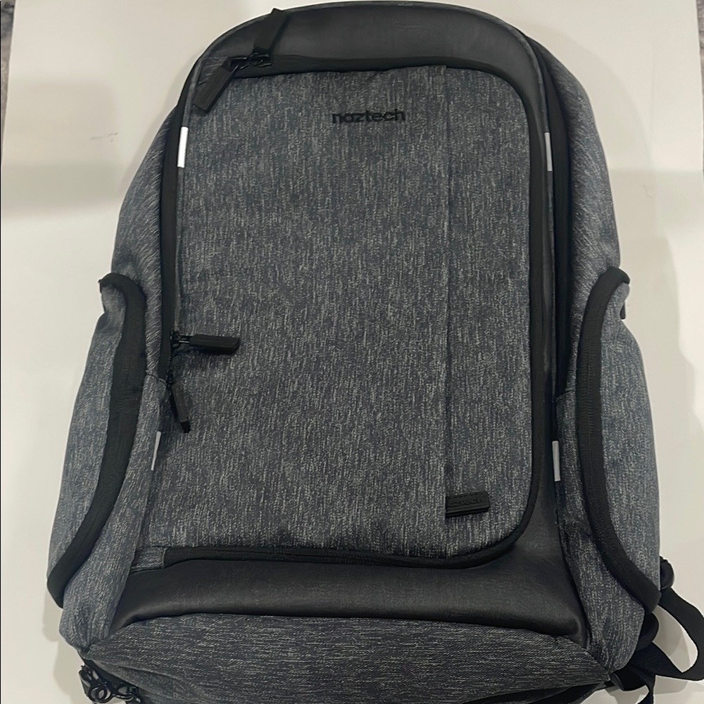 Naztech Smartpack Multi-Utility Travel Backpack.